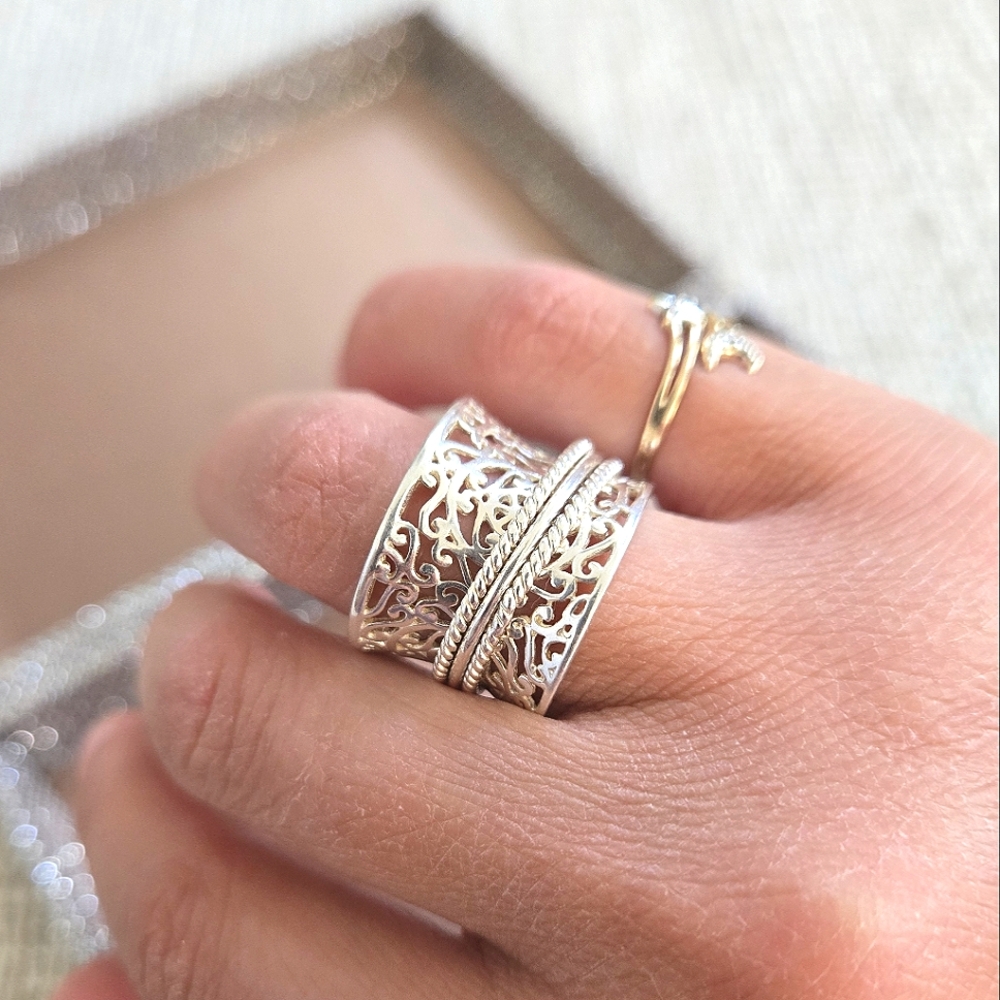 Sterling Silver Filigree Spinner Ring